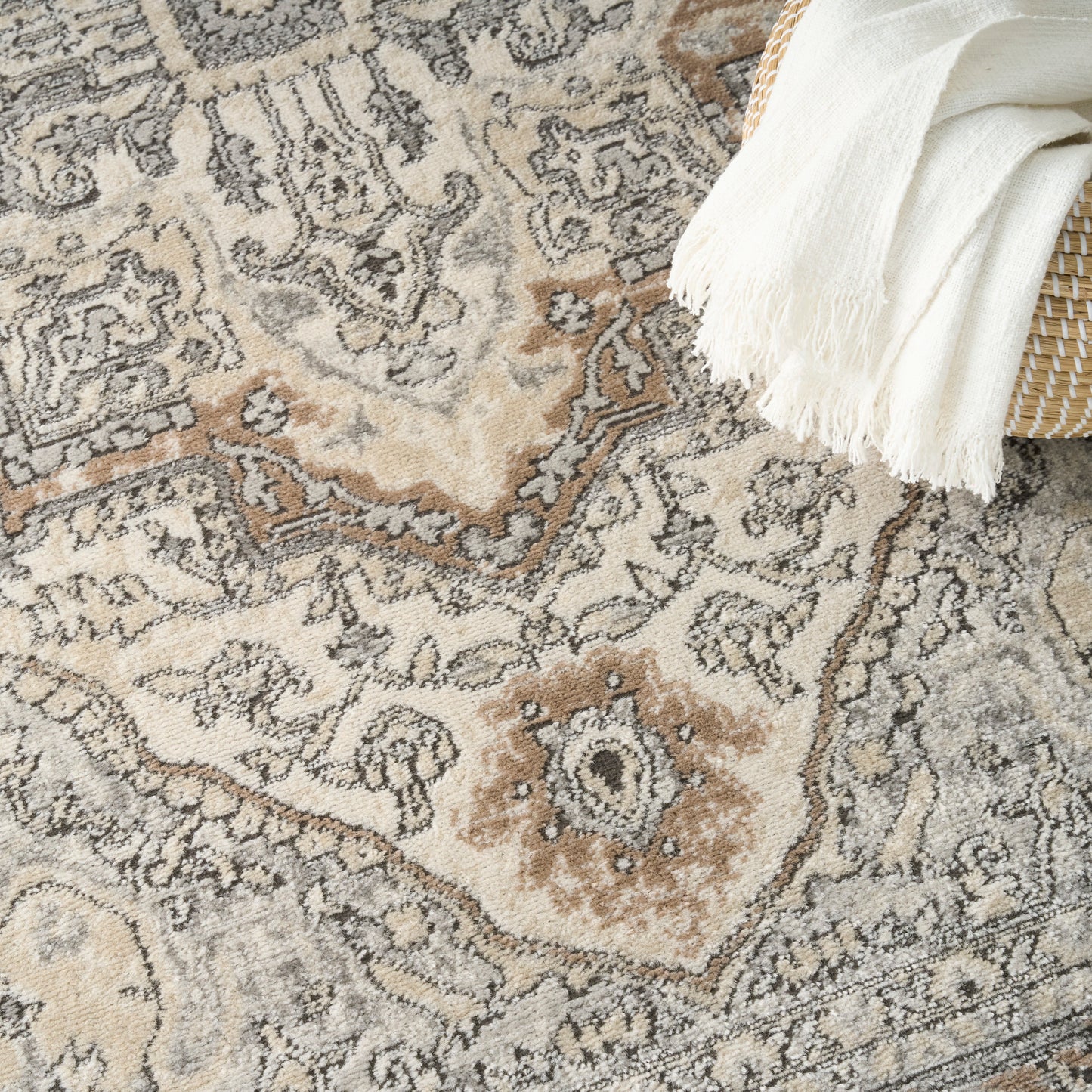 Nourison Quarry 3'9" x 5'9" Ivory Grey Taupe Vintage Indoor Rug