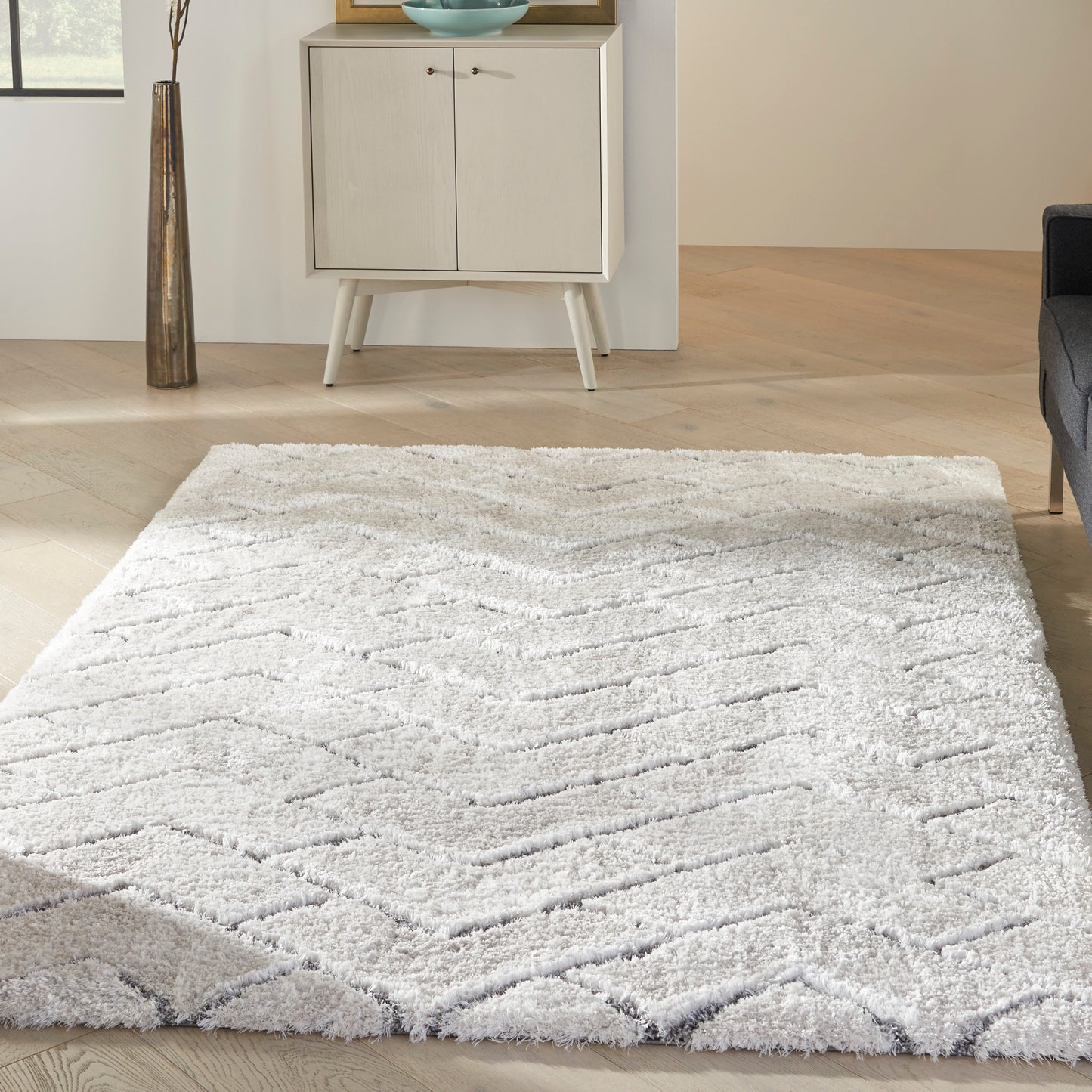 Nourison Dreamy Shag 4' x 6' Ivory Grey Shag Indoor Rug