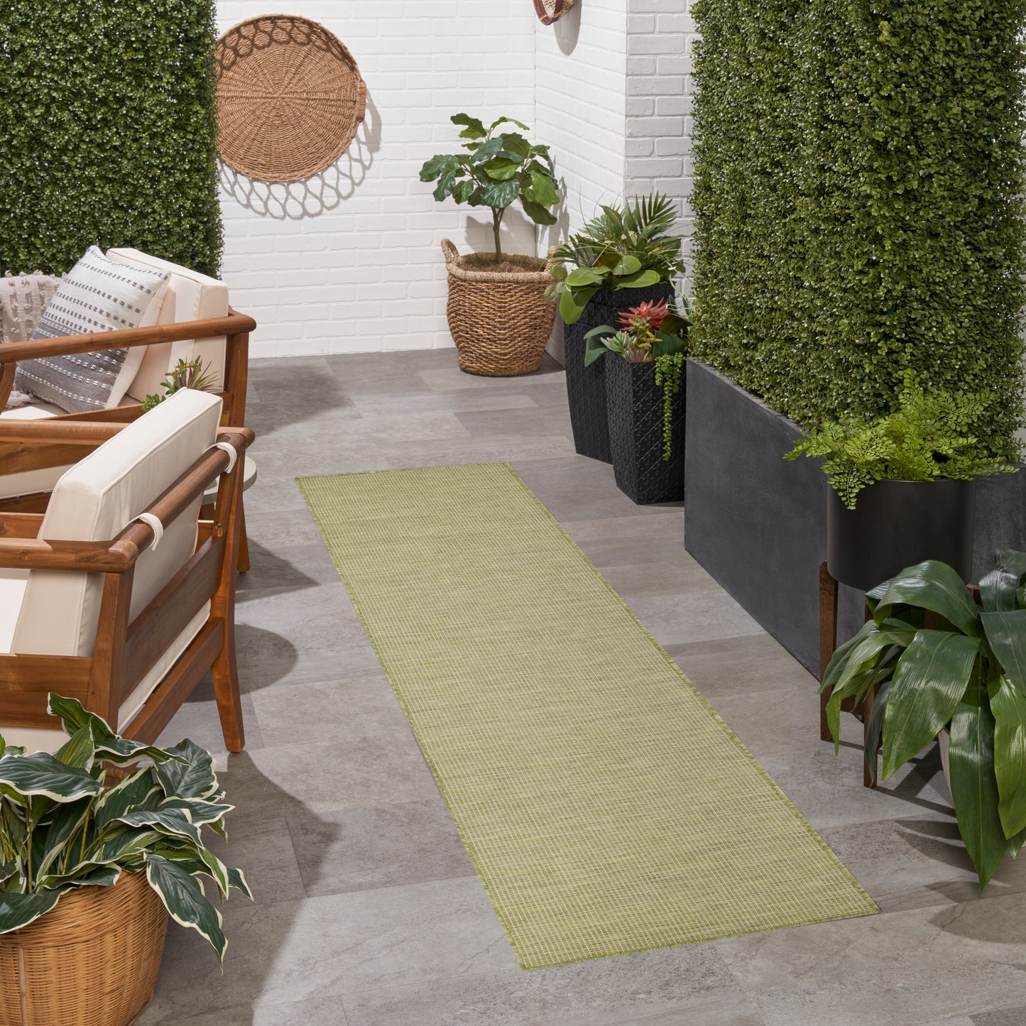 Nourison Positano 2'2" x 10' Green Modern Rug