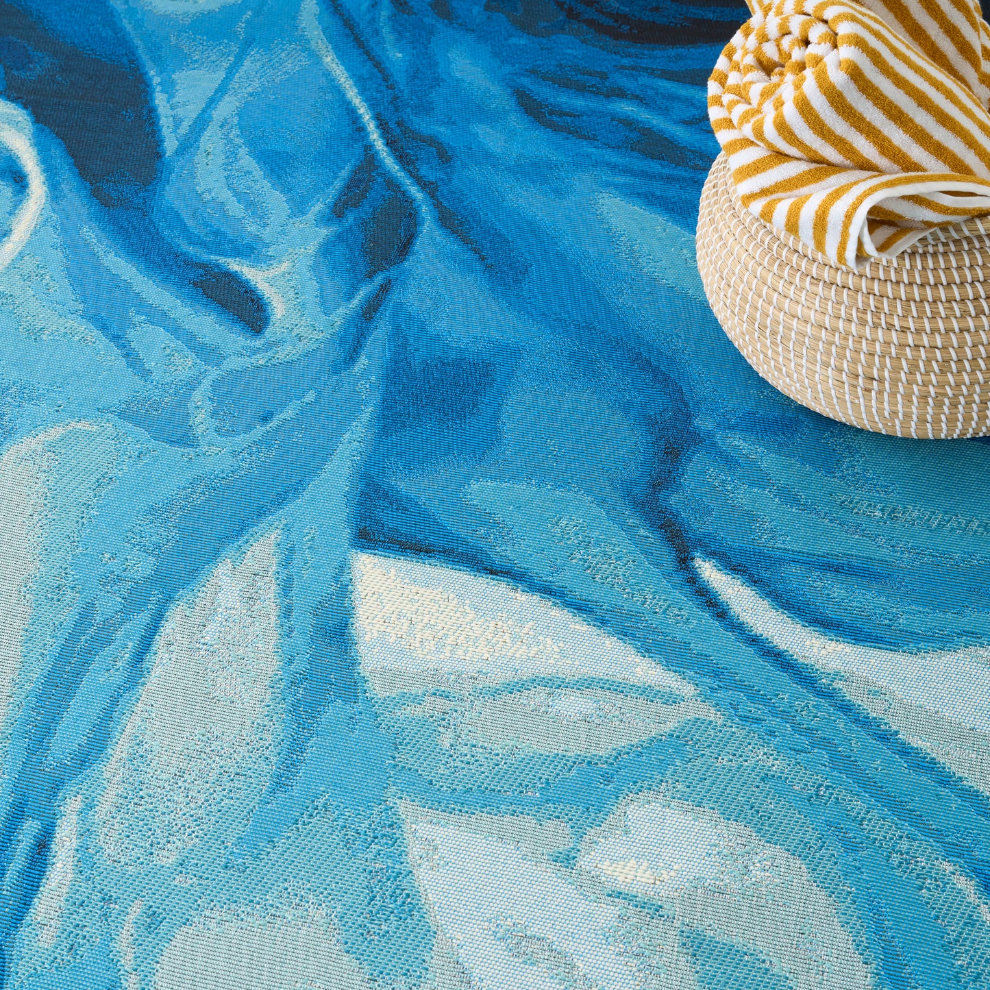 Nourison Color Splash 5'3" x 7'3" Blue Ivory Modern Rug