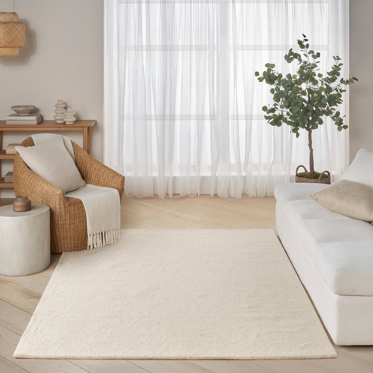 DKNY Pure Angles 5'3" x 7'3" Ivory Modern Indoor Rug