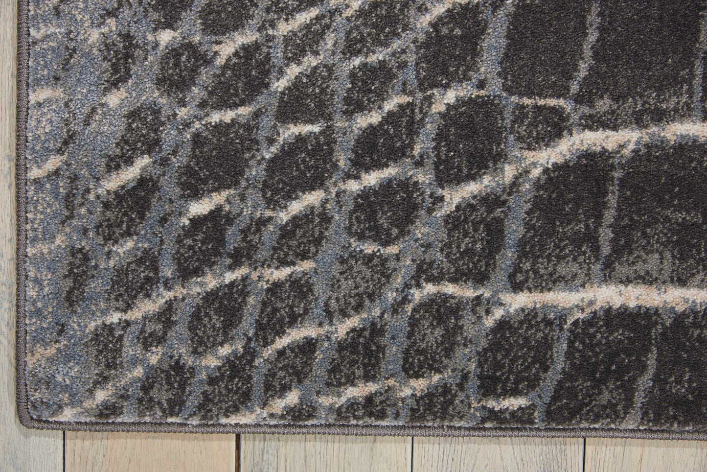 Nourison Maxell 5'3" x 7'3" Charcoal Modern Indoor Rug