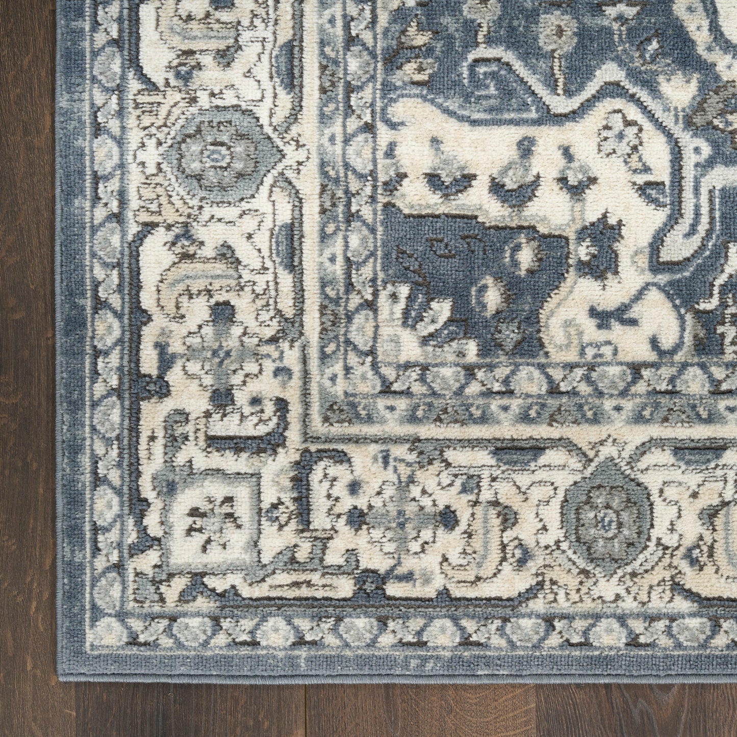 Nourison Quarry 2'2" x 3'9" Navy Ivory Vintage Indoor Rug