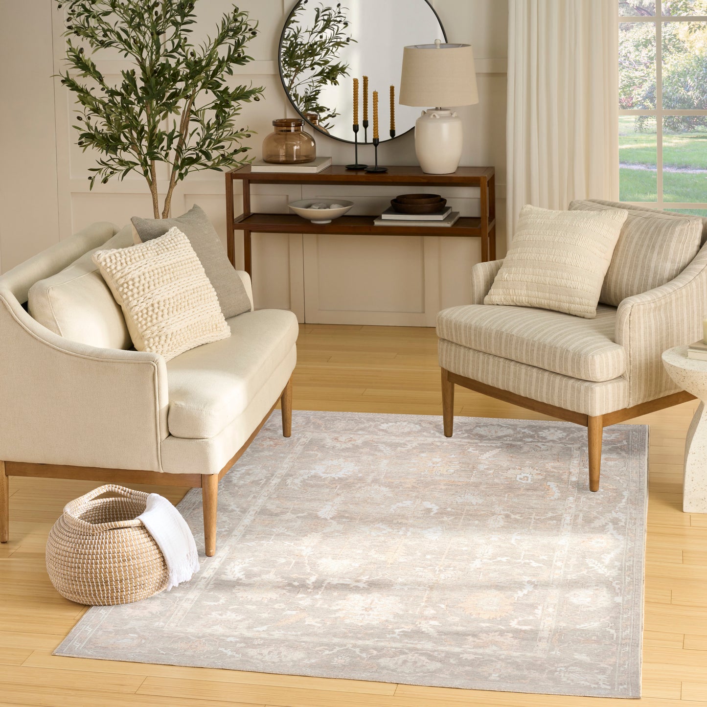 Nourison Vintage Washables 4' x 6' Grey Vintage Indoor Rug