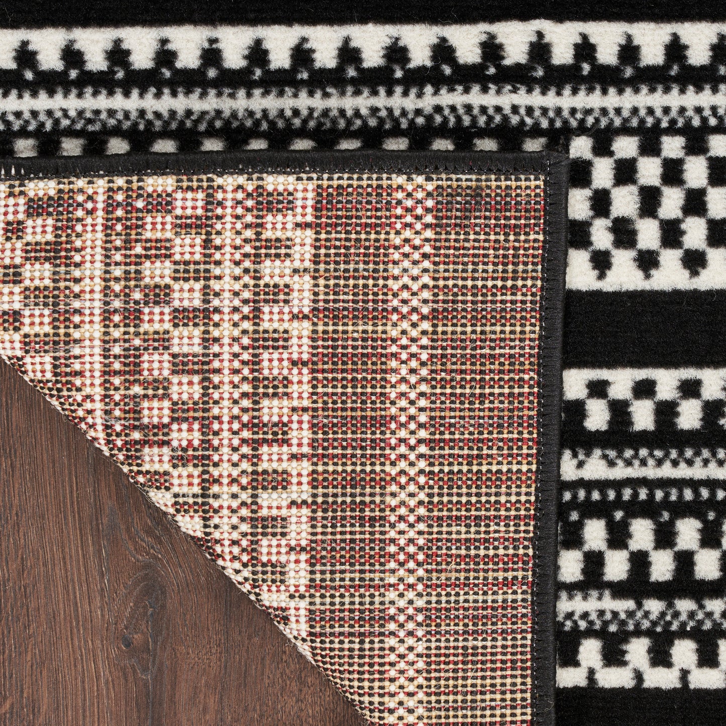Nourison Grafix 2' x 4' Black White Modern Indoor Rug