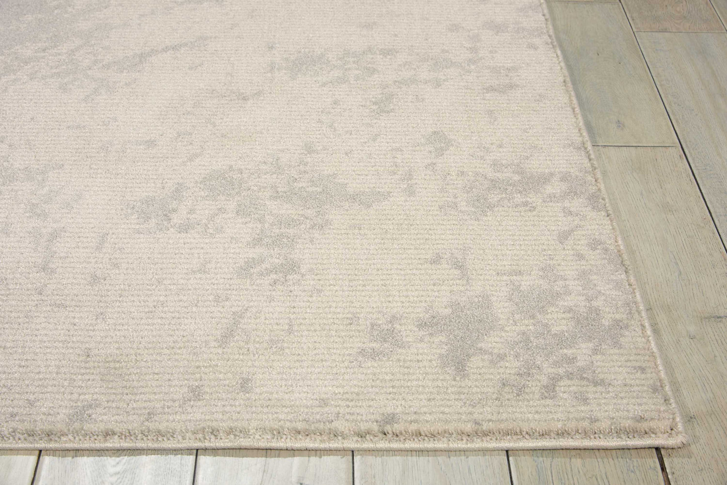 Nourison Maxell 5'3" x 7'3" Ivory/Grey Modern Indoor Rug