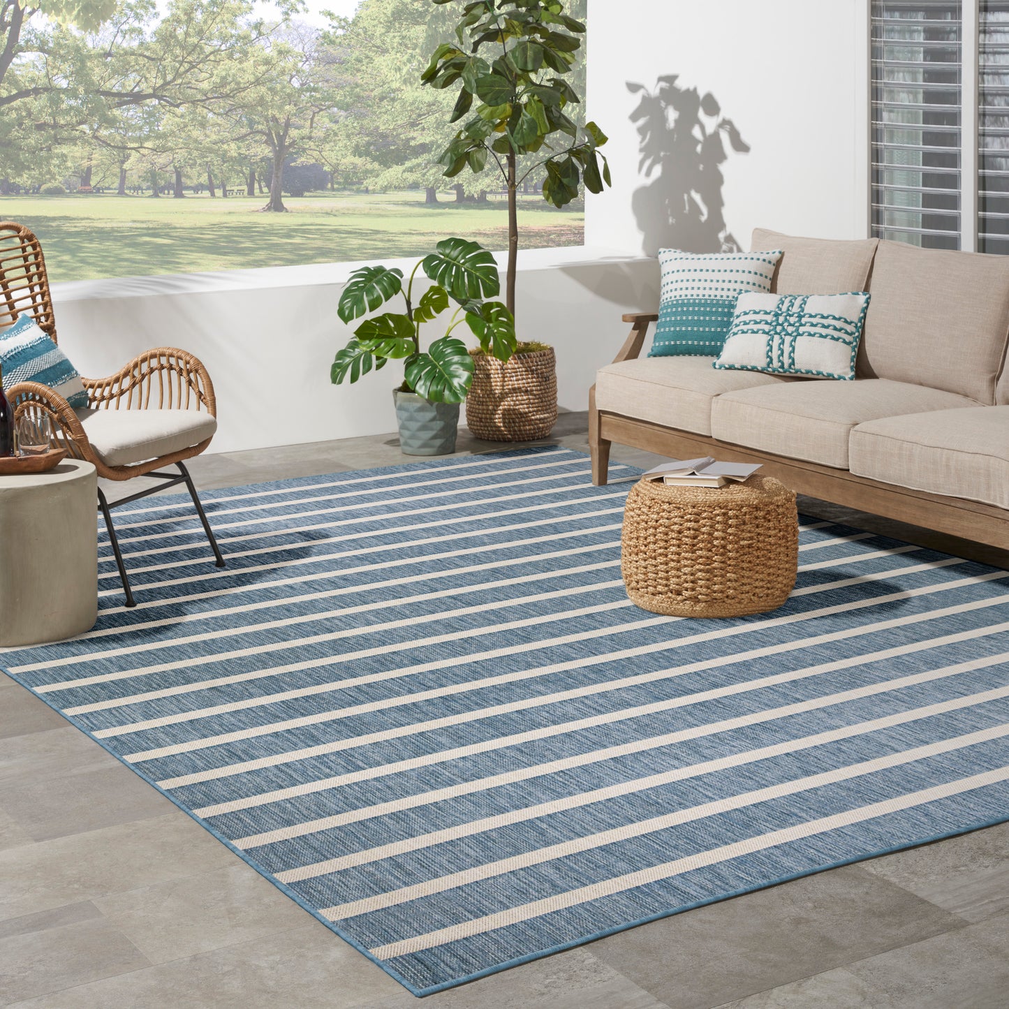Nourison Positano 8' x 10' Navy Ivory Modern Rug