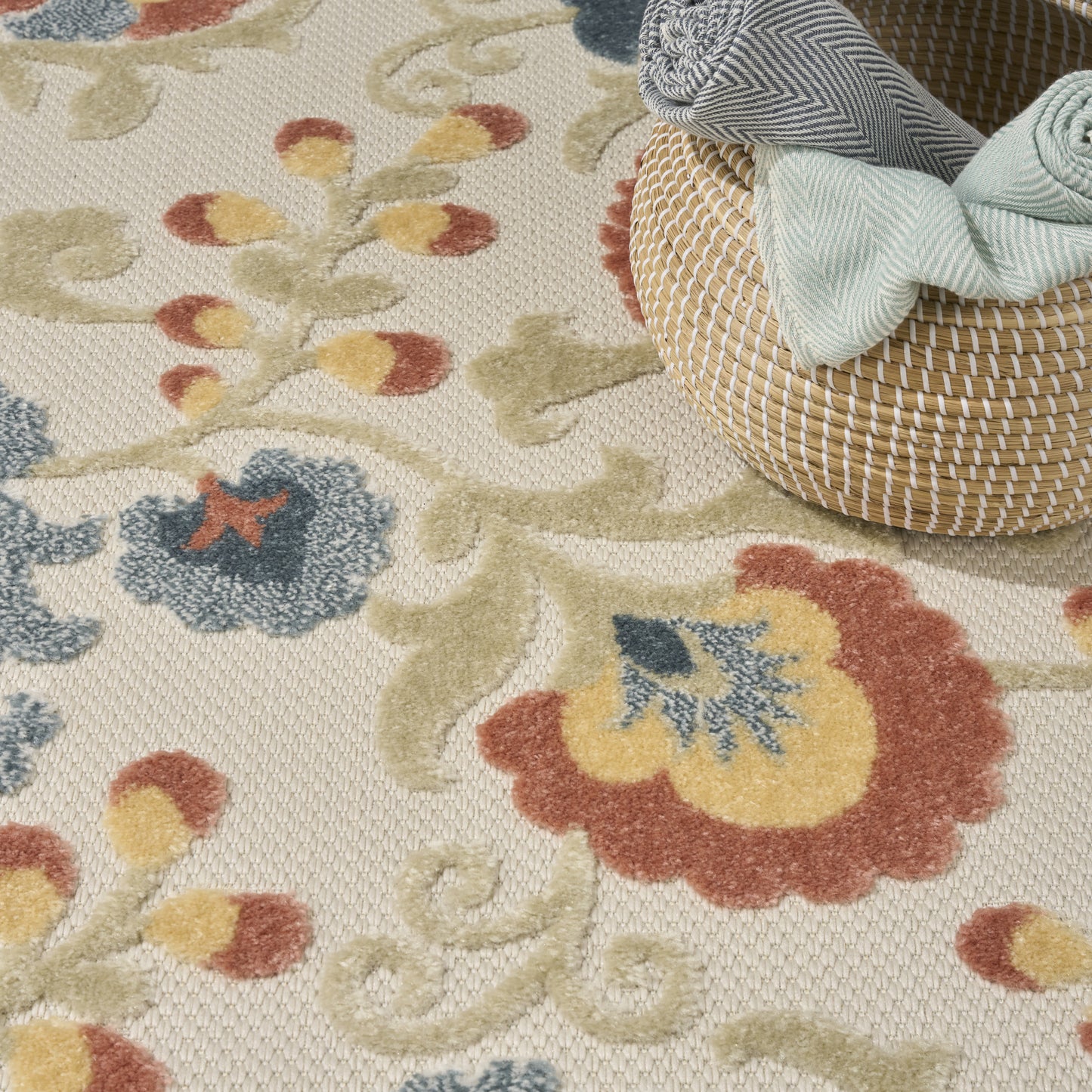 Nourison Aloha 9' x 12' Grey Multicolor Farmhouse Rug