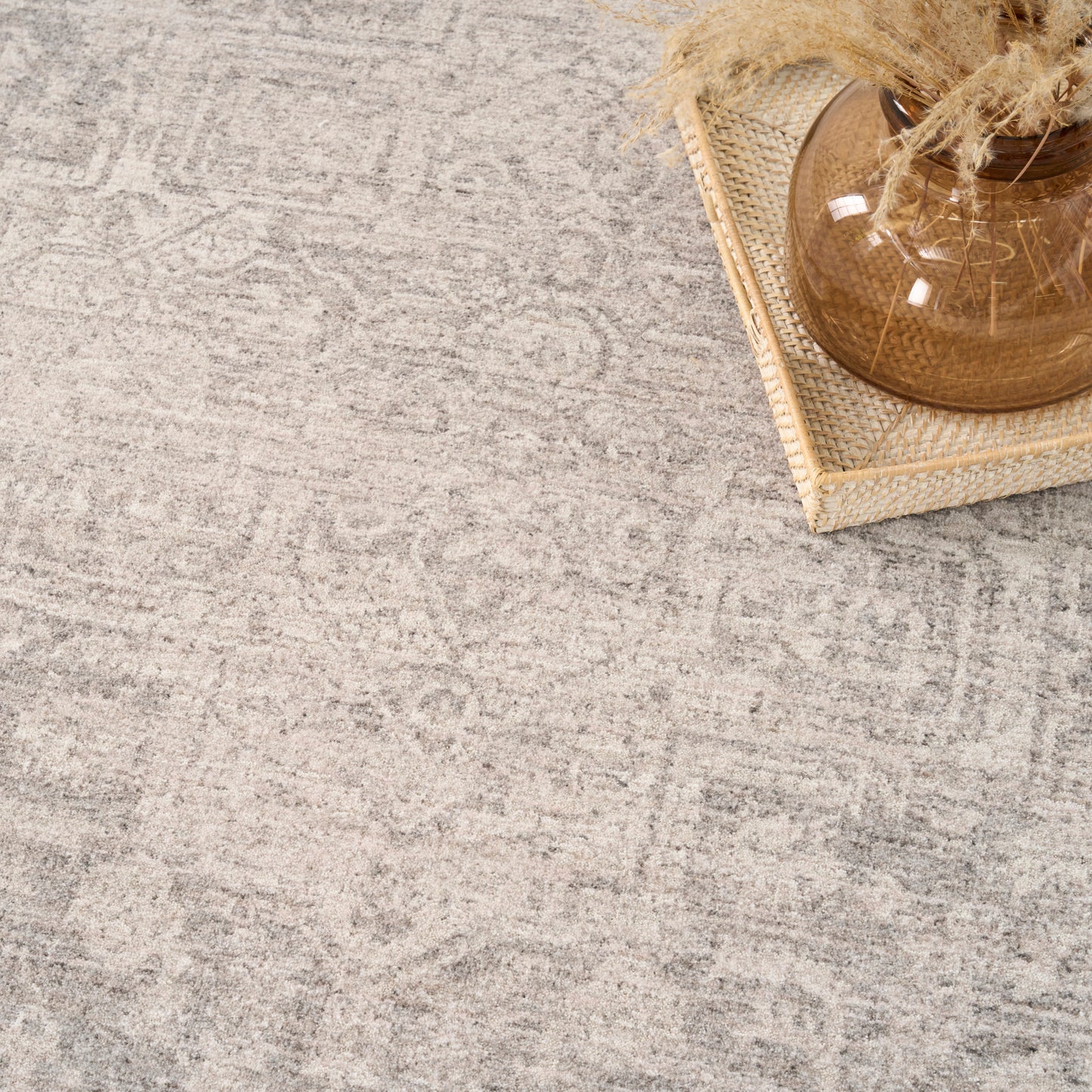 DKNY Pure Shades 4' x 6' Grey Vintage Indoor Rug