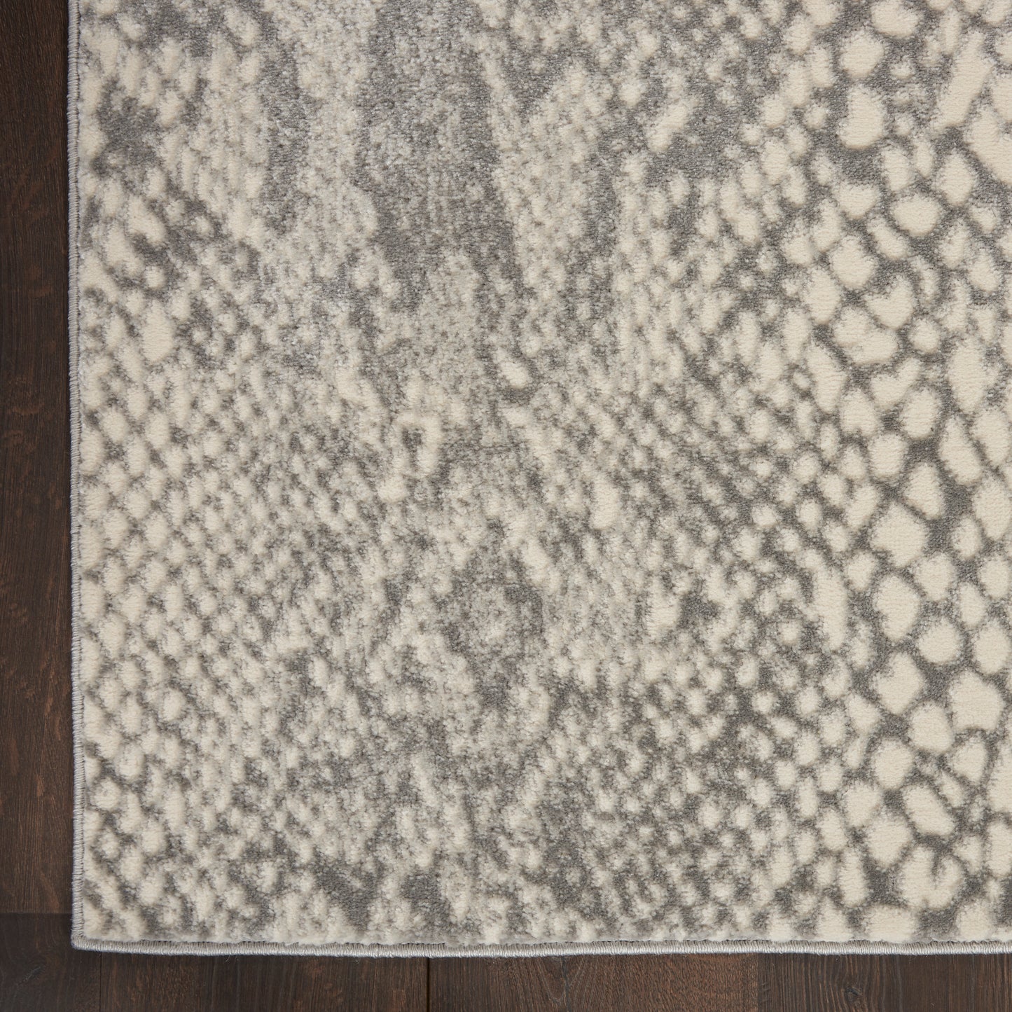Nourison Solace 2'3" x 7'3" Ivory/Grey Modern Indoor Rug