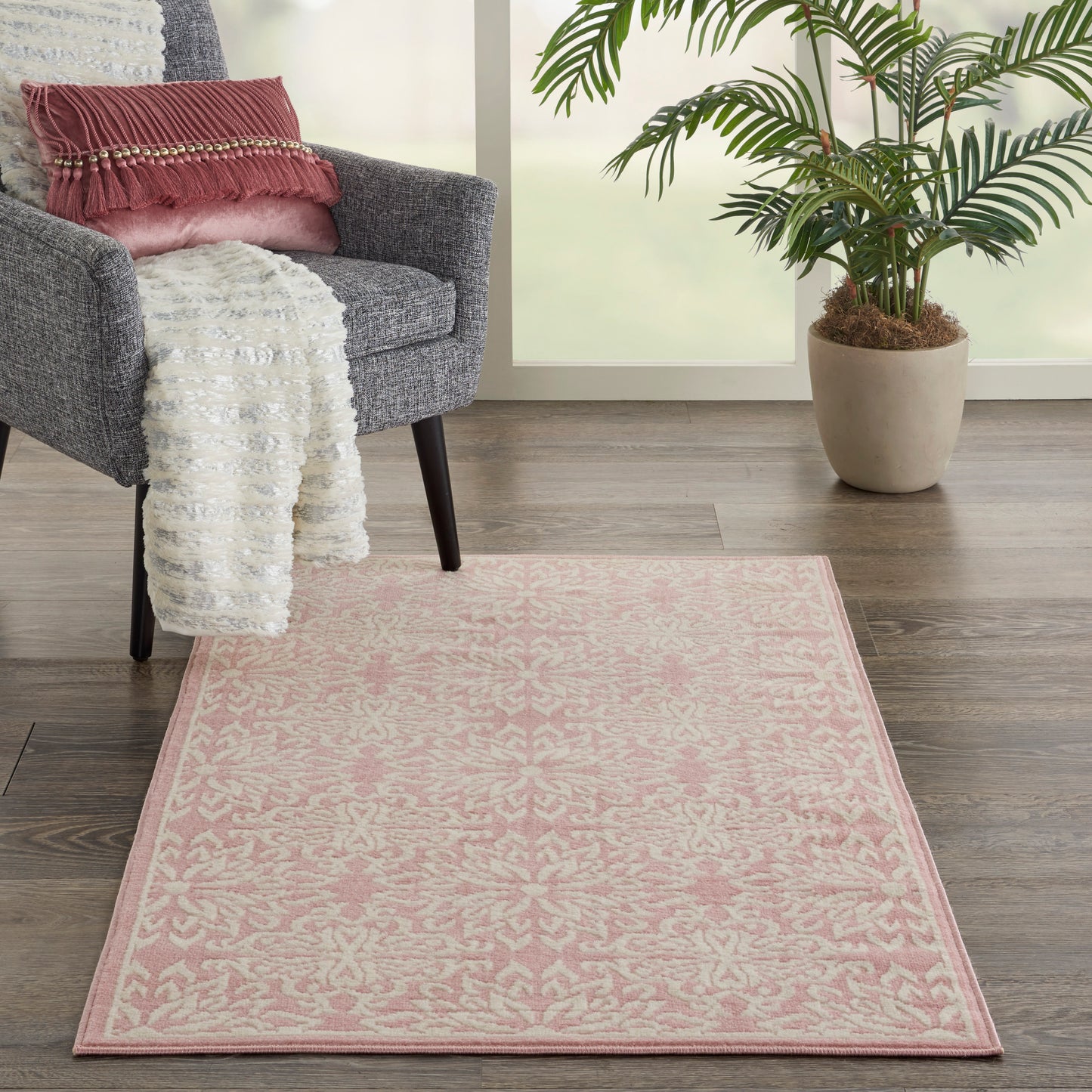 Nourison Jubilant 3' x 5' Ivory Pink Farmhouse Indoor Rug
