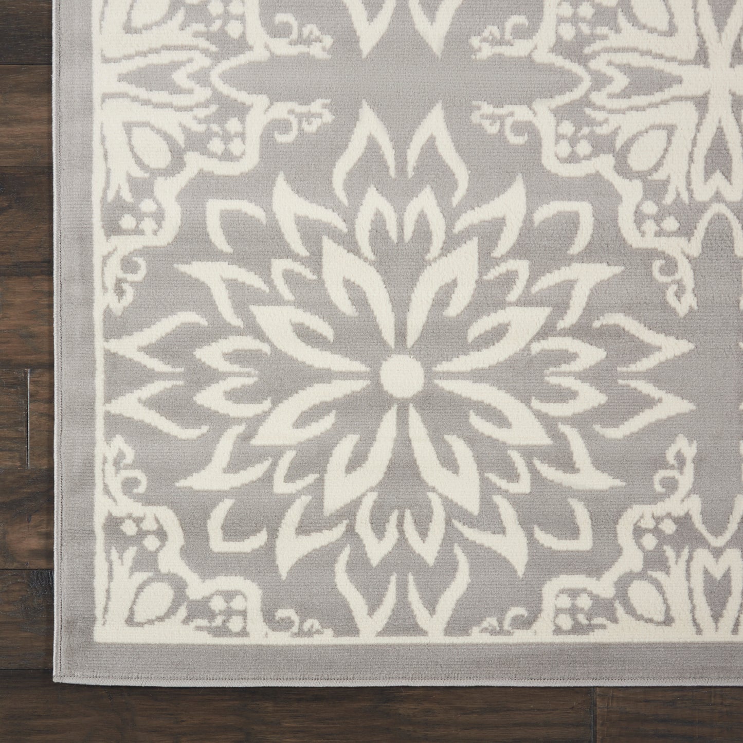 Nourison Jubilant 7'10" x 9'10" Ivory/Grey Farmhouse Indoor Rug