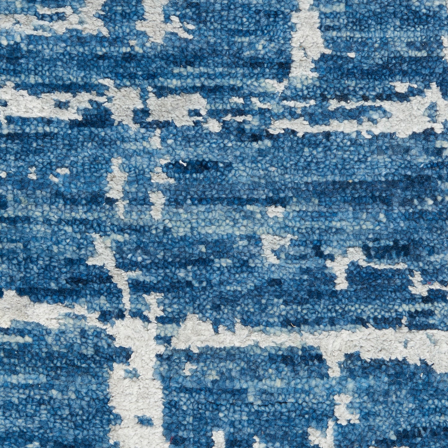 Nourison Luna 2' x 3' Blue Silver Modern Indoor Rug