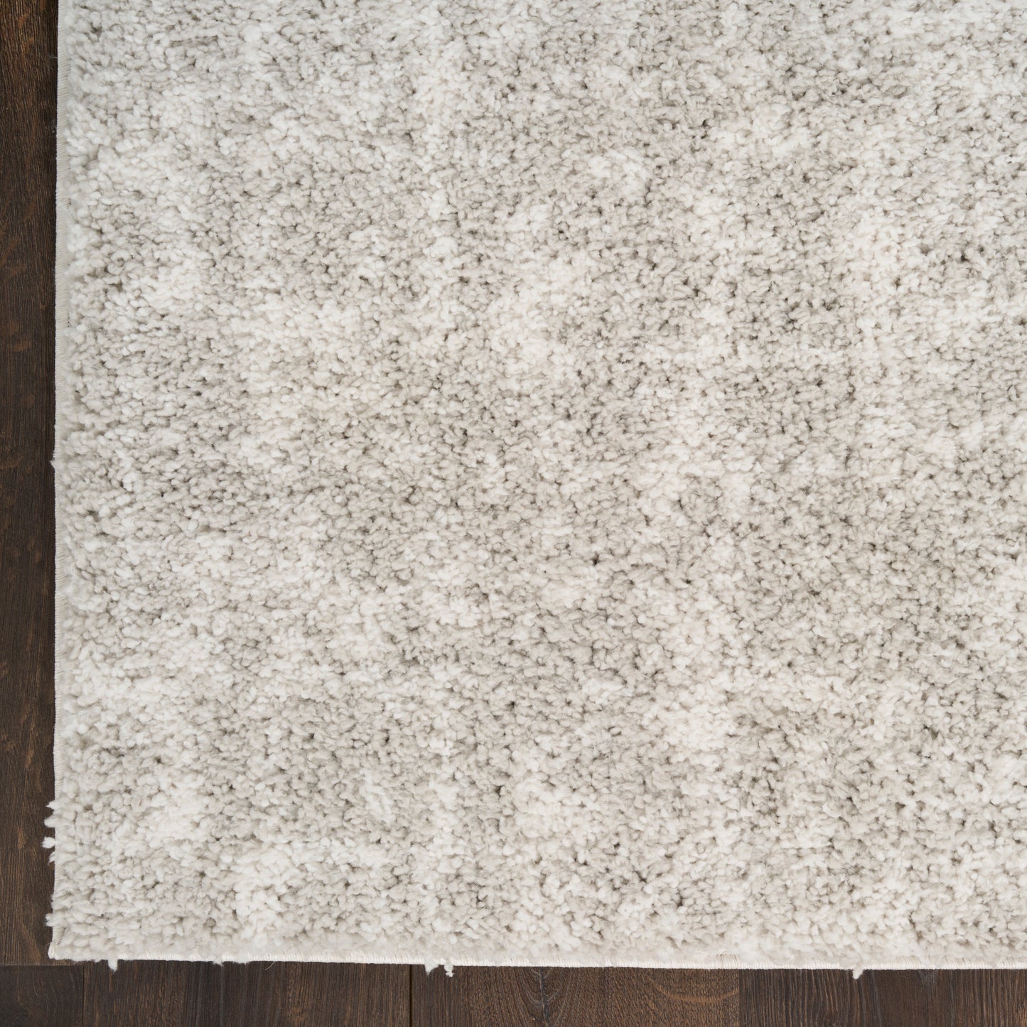Nourison Modern Shag 3'11" x 5'11" Grey Ivory Modern Indoor Rug