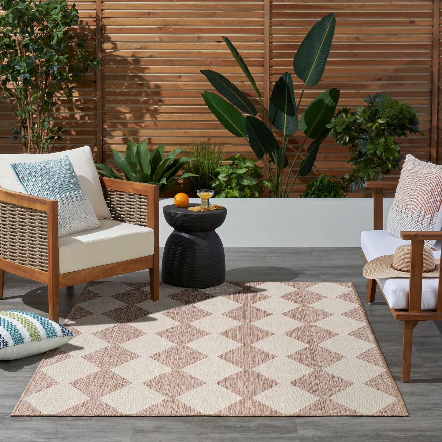 Nourison Positano 4' x 6' Beige Modern Rug