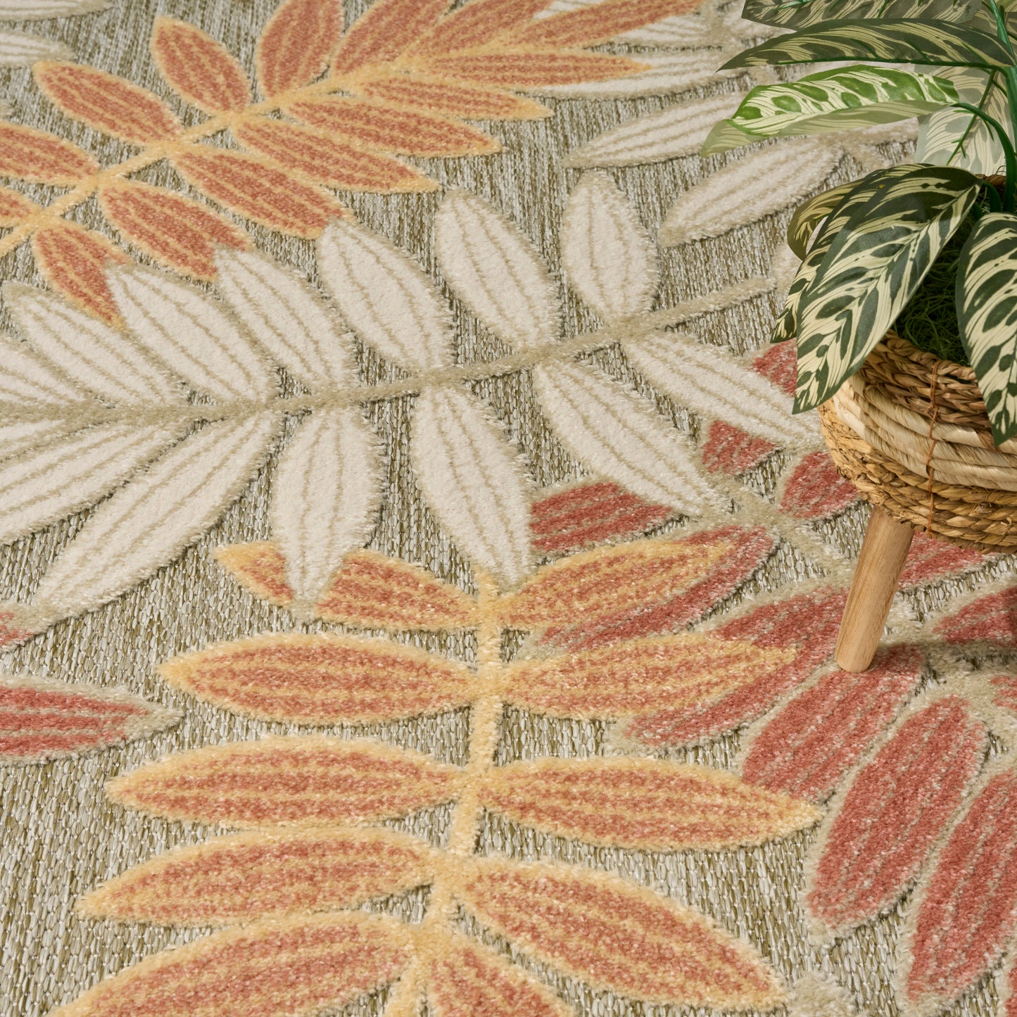 Nourison Aloha 3'6" x 5'6" Sage Rose Modern Rug