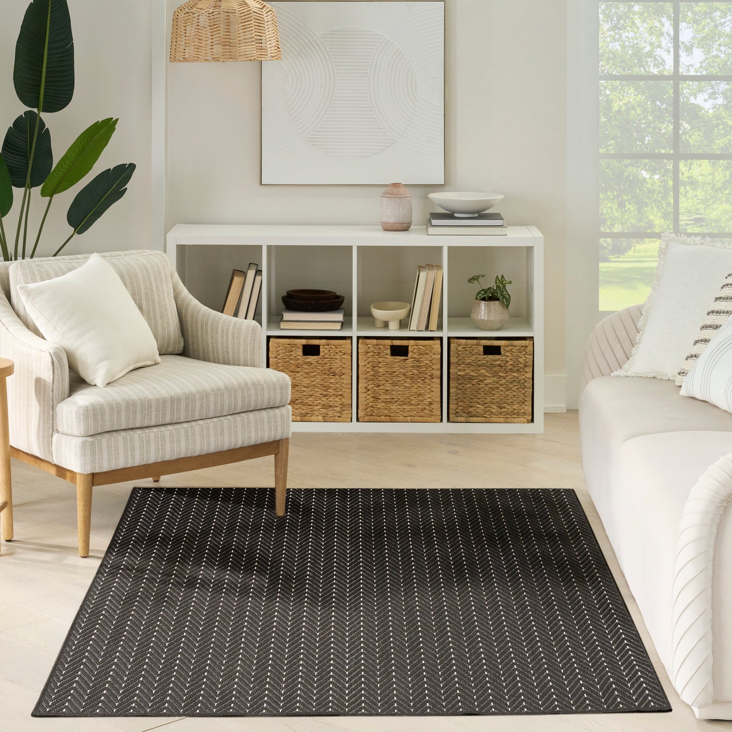 Nourison Horizon Indoor/Outdoor 6' x 9' Black Modern Rug