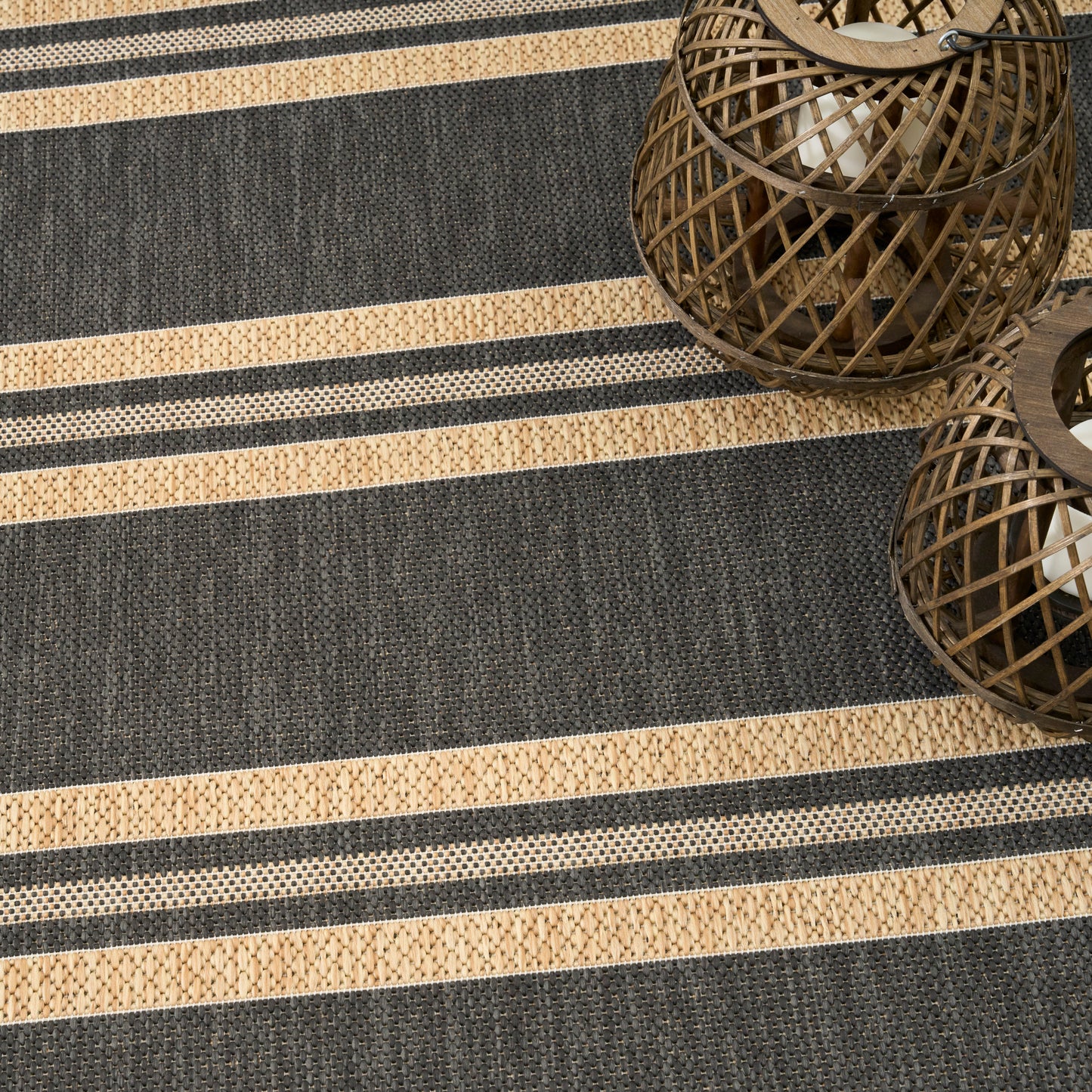 Nourison Horizon Indoor/Outdoor 4' x 6' Charcoal Modern Rug
