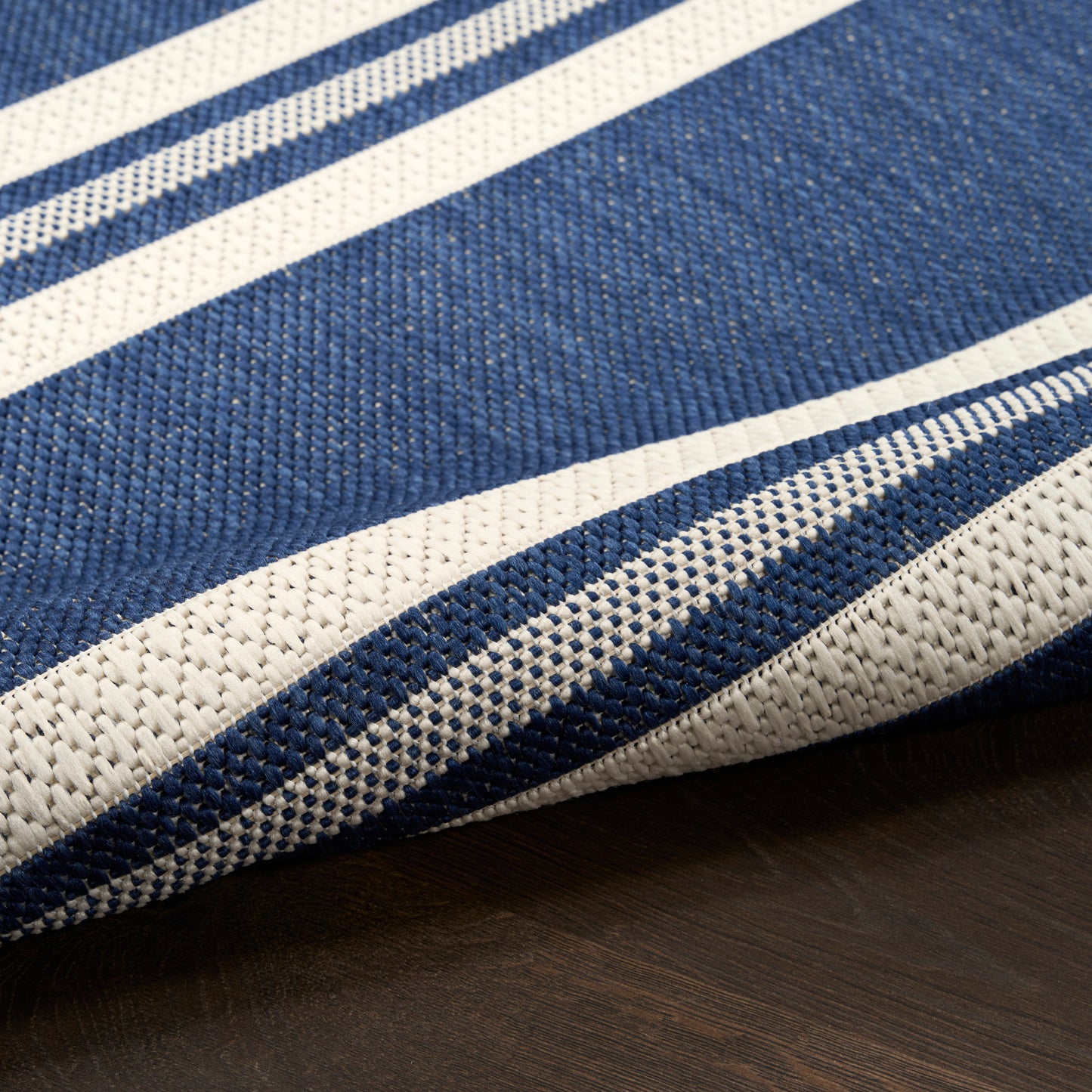 Nourison Horizon Indoor/Outdoor 5' x 7' Navy Modern Rug