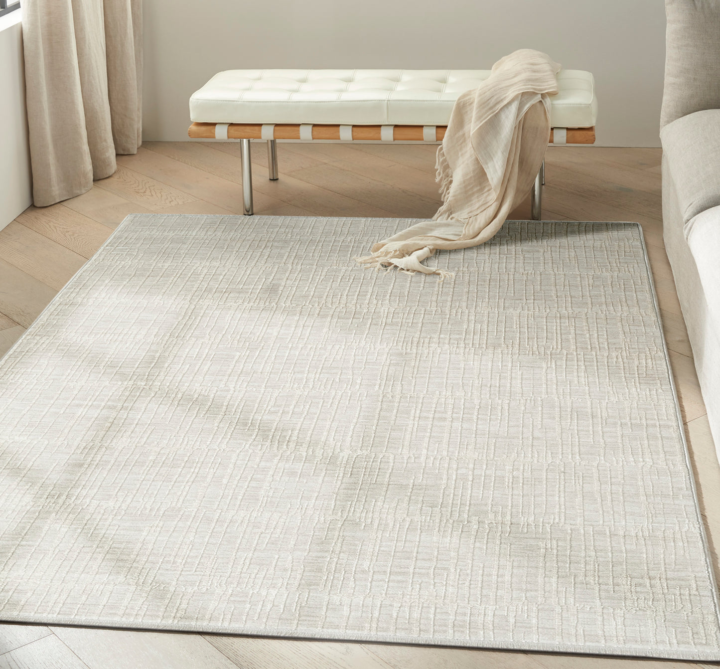 Calvin Klein CK079 Notes 3'11" x 5'11" Silver Ivory Modern Indoor Rug