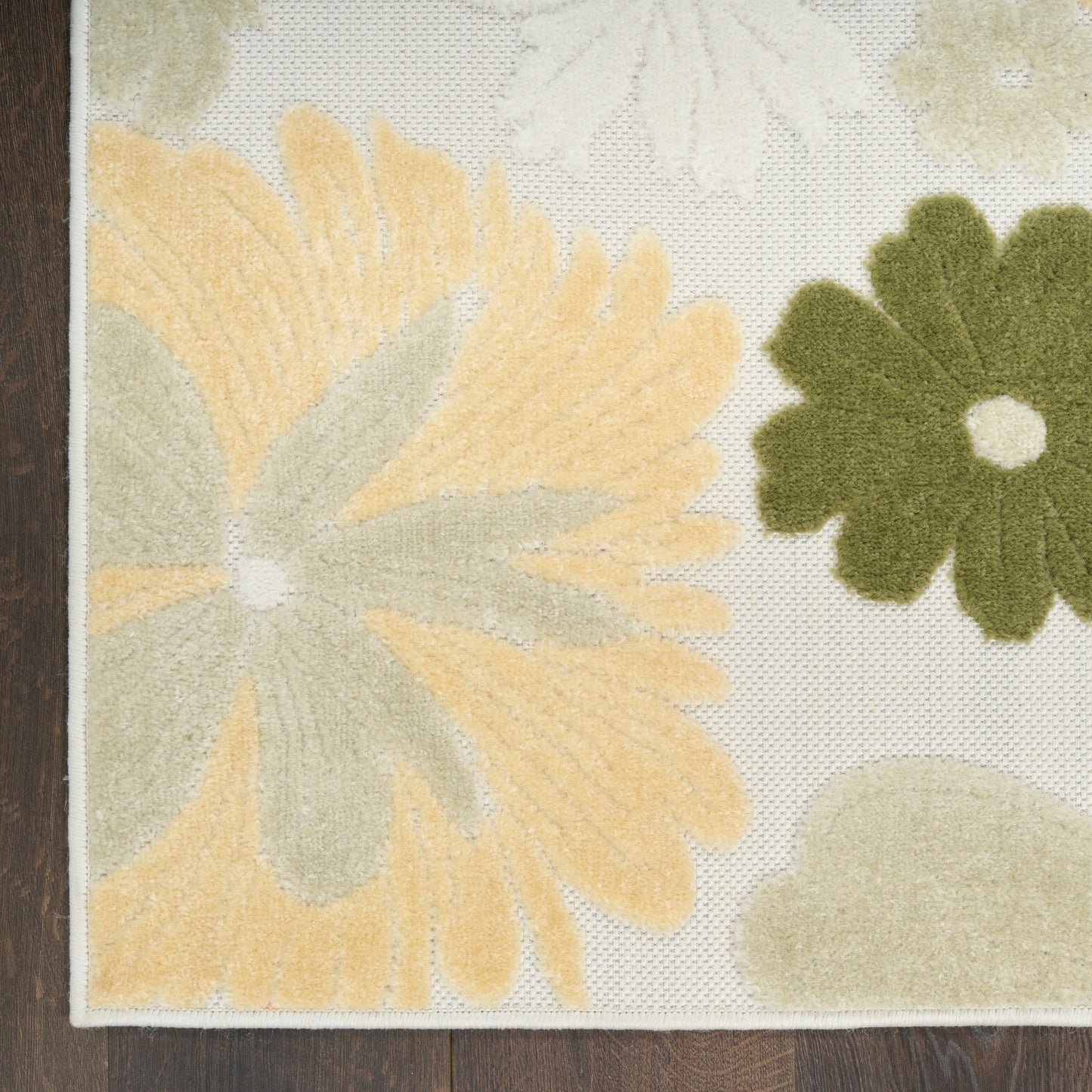 Nourison Aloha 5'3" x 7'5" Ivory Green Modern Rug