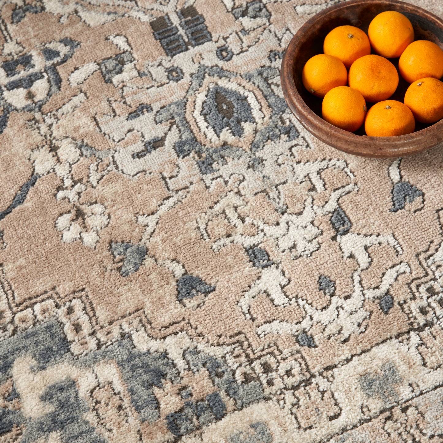 Nourison Quarry 6'7" x 9'6" Beige Grey Farmhouse Indoor Rug