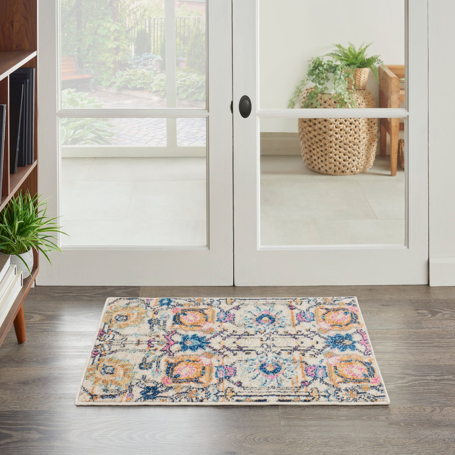 Nourison Passion 1'10" x 2'10" Ivory Multicolor Bohemian Indoor Rug
