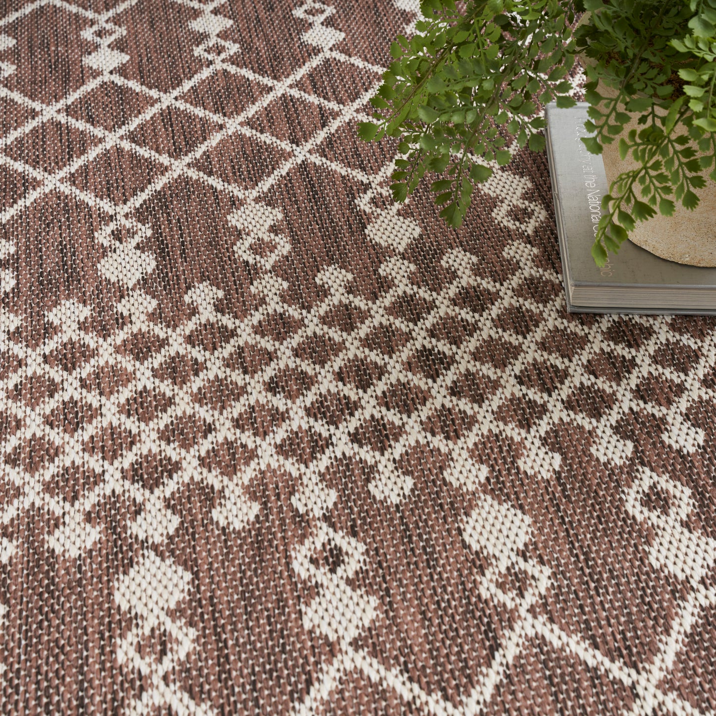 Nourison Positano 6' x Round Natural Modern Rug