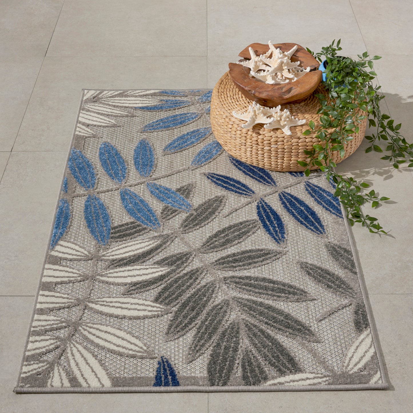 Nourison Aloha 2' x 3' Grey Blue Tropical Rug