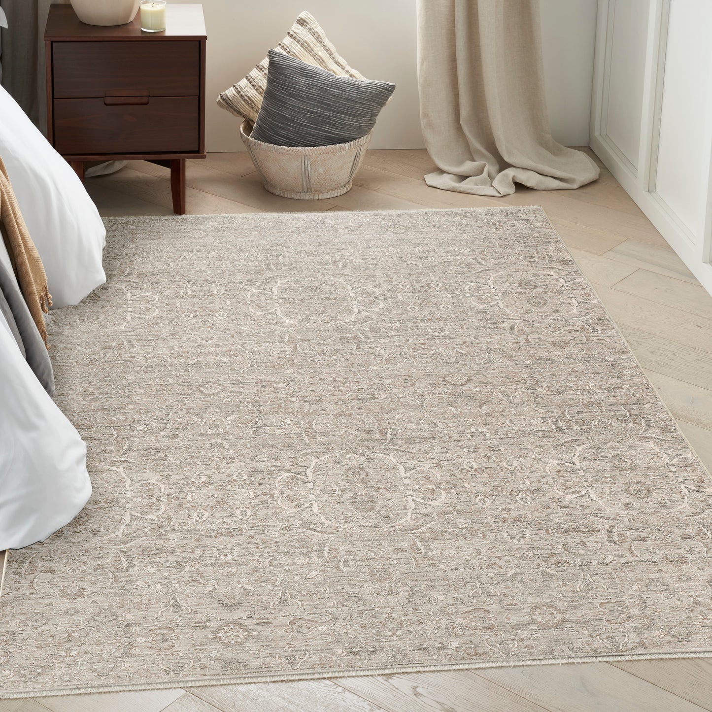 Nourison Shadows 3'11" x 5'11" Grey Vintage Indoor Rug