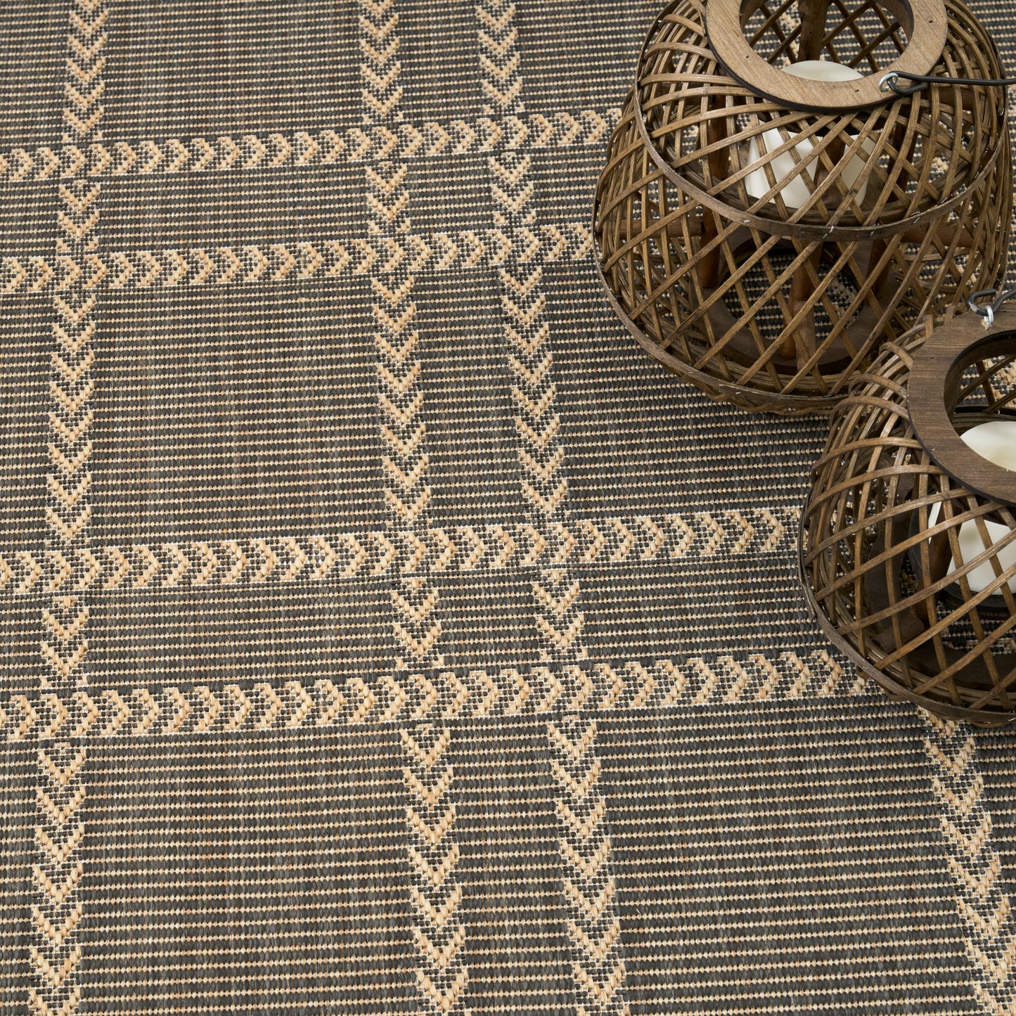 Nourison Horizon Indoor/Outdoor 5' x 7' Charcoal Modern Rug