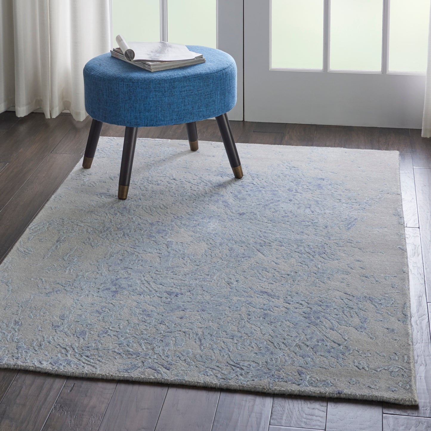 Nourison Silk Shadows 3'9" x 5'9" Grey Blue Modern Indoor Rug