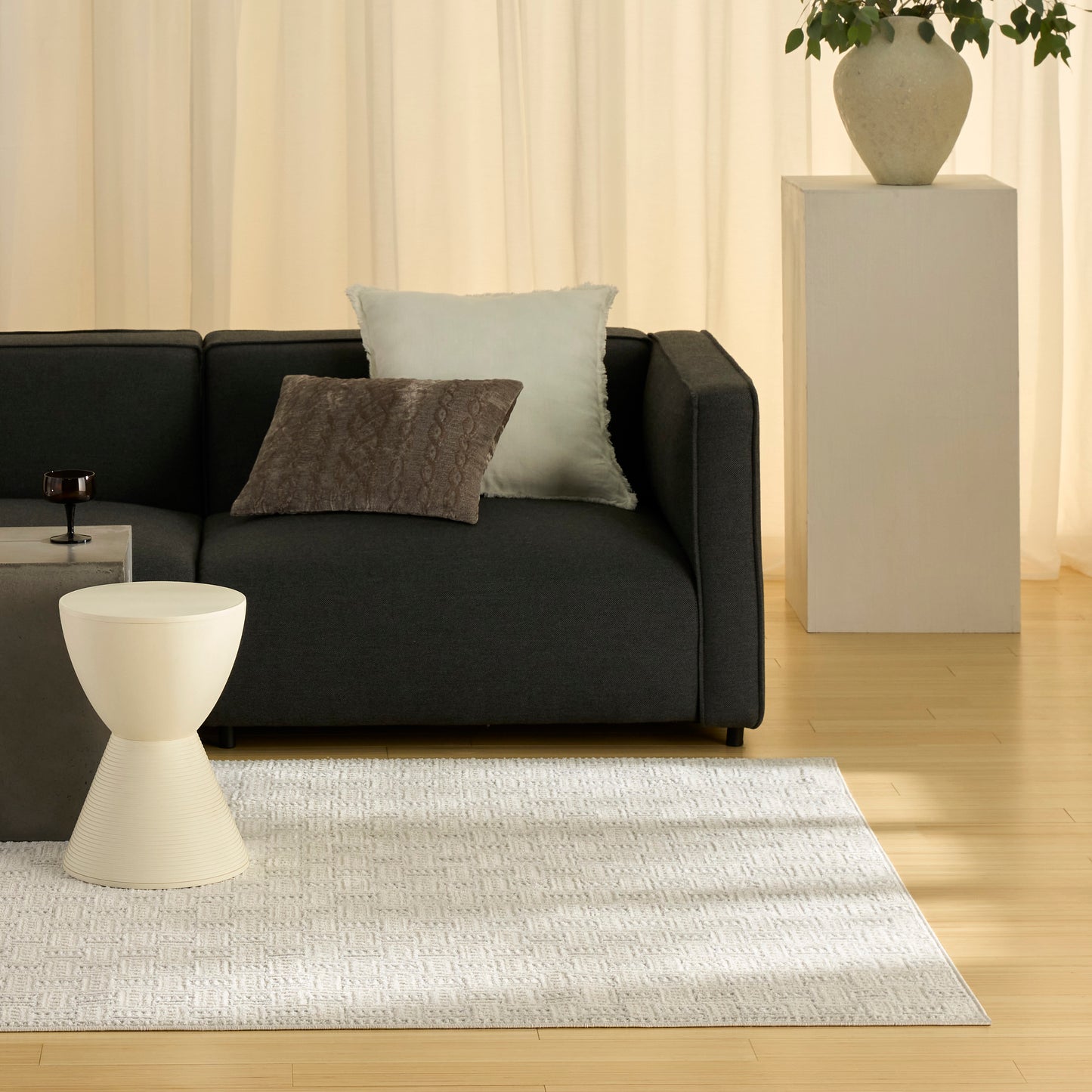 Nourison Nordic 4' x 6' Ivory Grey Scandinavian Indoor Rug