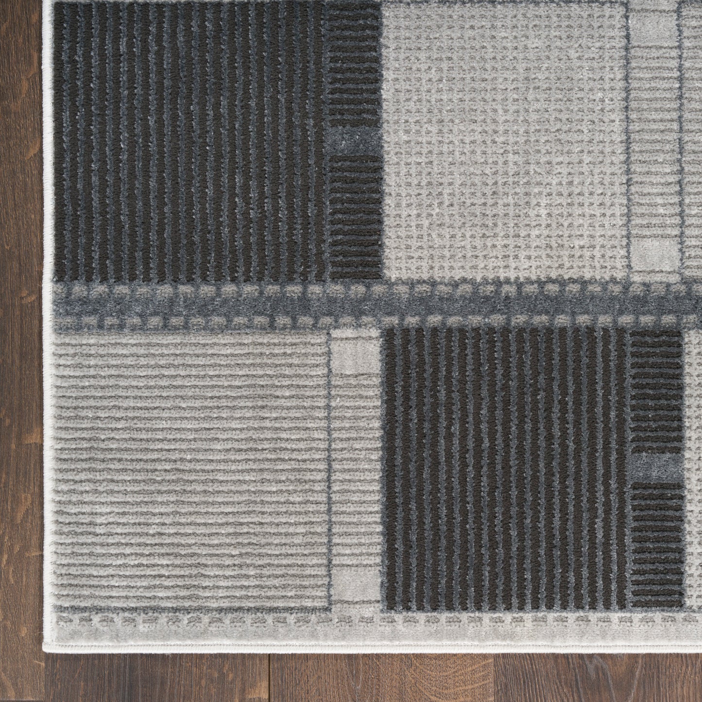 Nourison Nordic 5' x 7' Grey Black Modern Indoor Rug