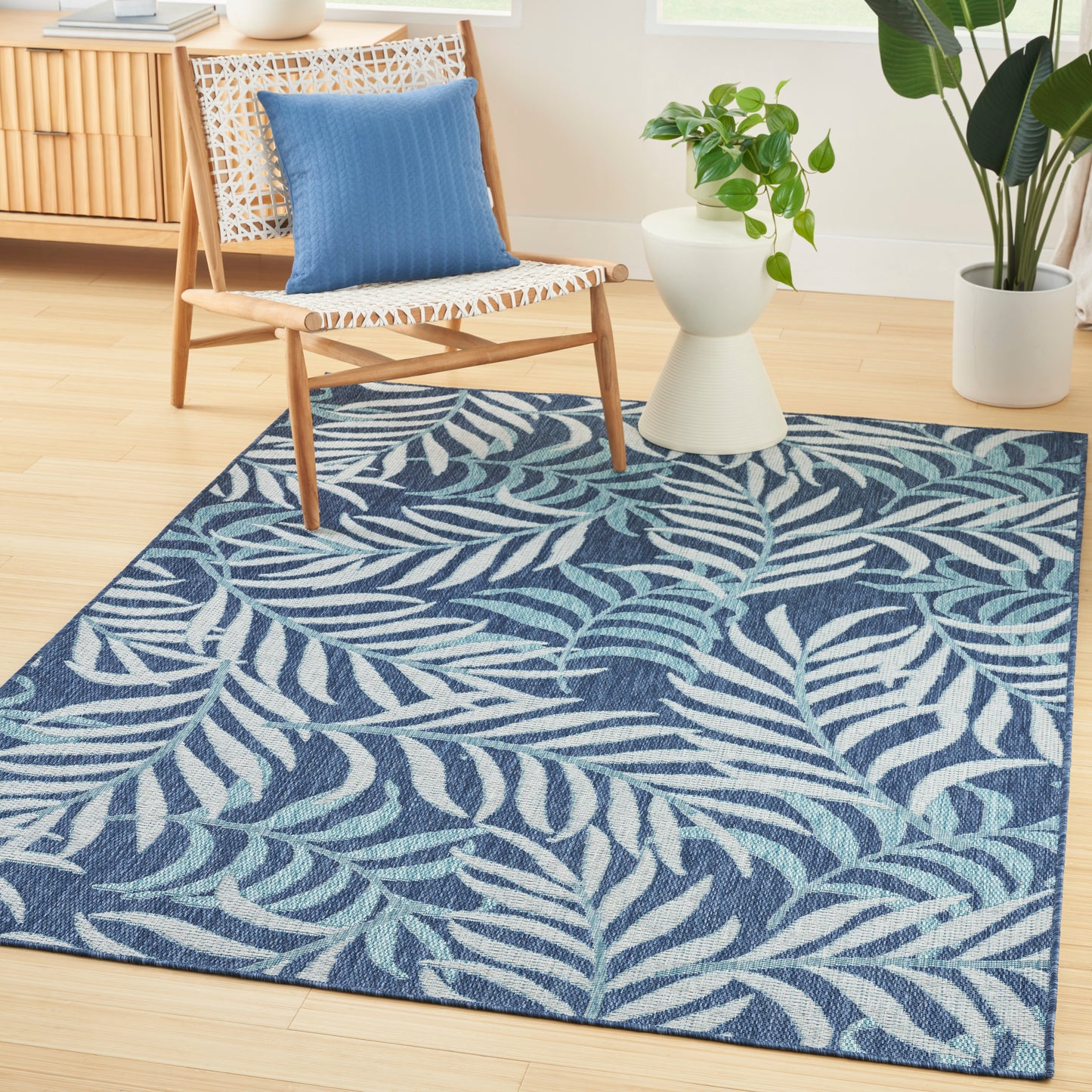 Nourison Garden Oasis 4' x 6' Navy Tropical Rug