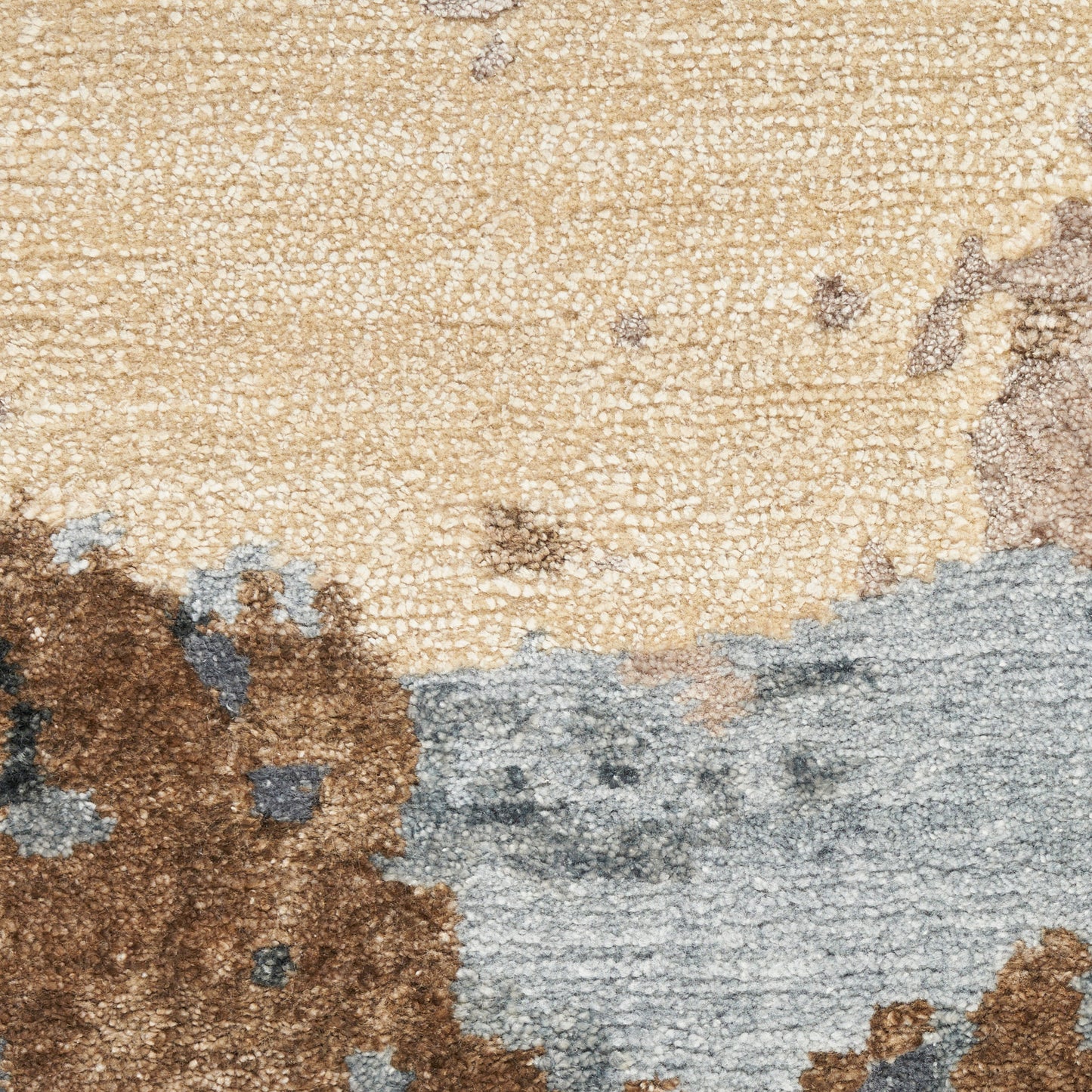 Nourison Silk Shadows 3'9" x 5'9" Beige Blue Modern Indoor Rug