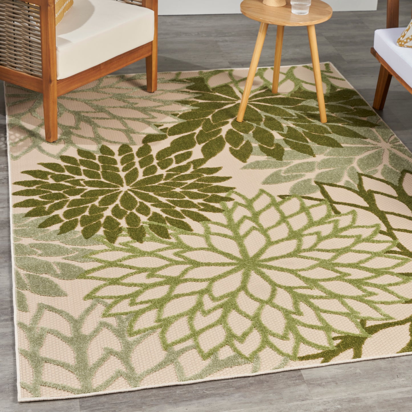 Nourison Aloha 6' x 9' Ivory Green Tropical Rug