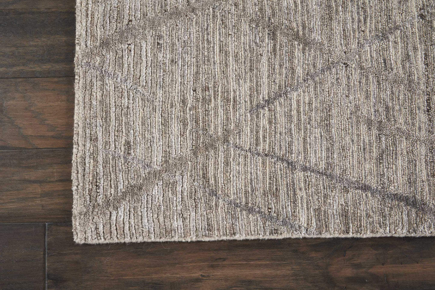 Nourison Ocean 2' x 3' Ash Modern Indoor Rug