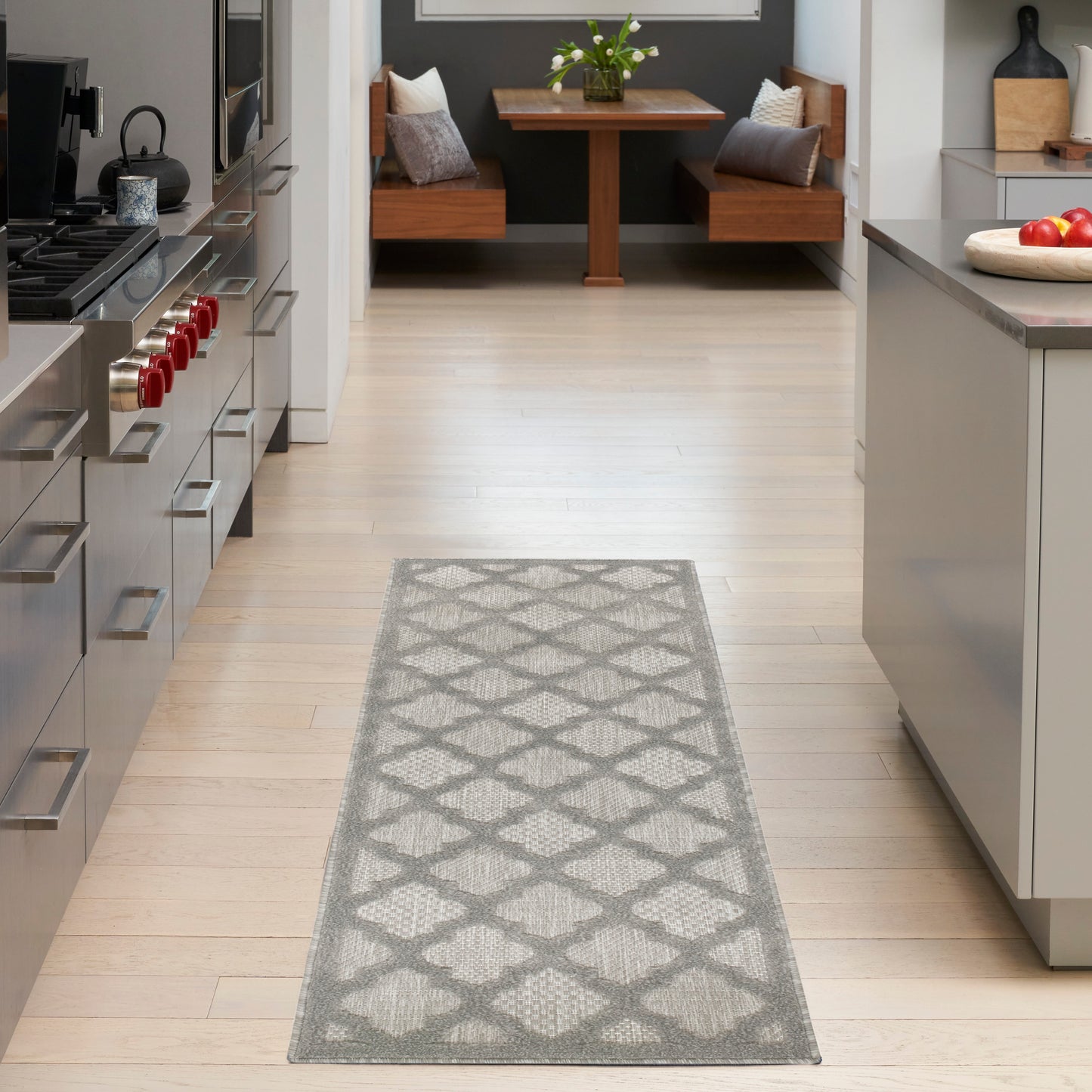 Nourison Easy Care 2' x 6' Silver Grey Outdoor Rug