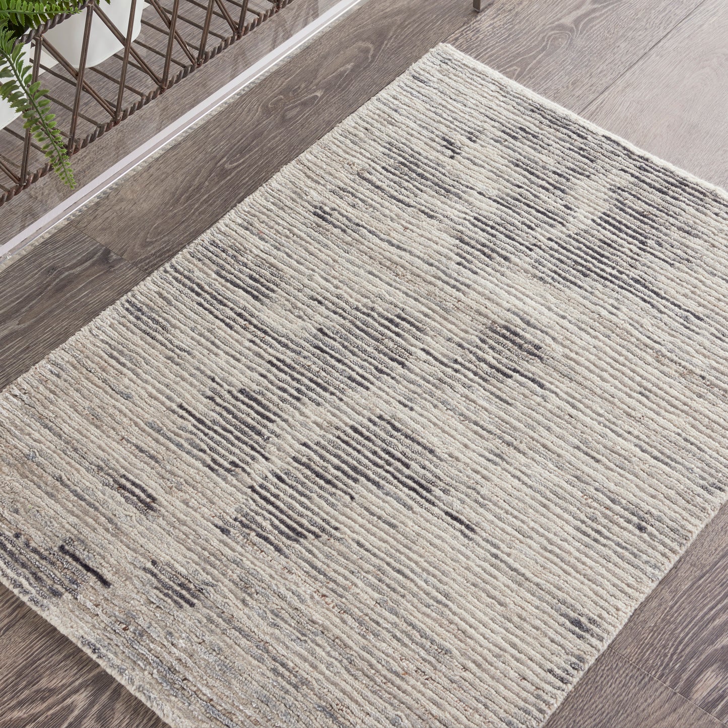 Nourison Ocean 2' x 3' Cream Charcoal Modern Indoor Rug