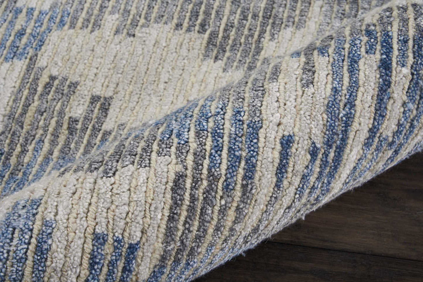 Nourison Ellora 2' x 3' Blue Modern Indoor Rug