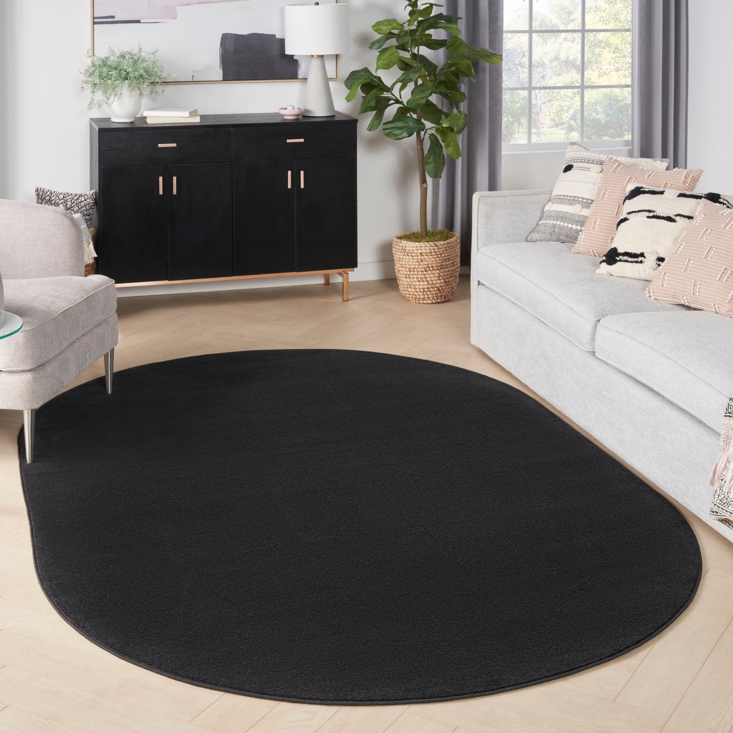 Nourison Nourison Essentials 6' x 9' Oval Black Outdoor Rug
