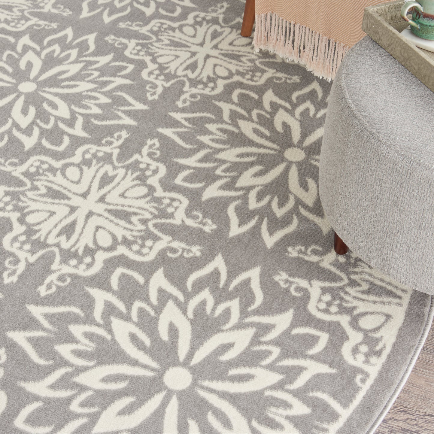 Nourison Jubilant 8' x Round Ivory/Grey Farmhouse Indoor Rug