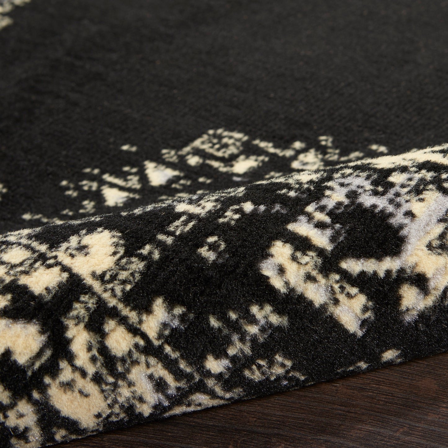 Nourison Grafix 2' x 4' Black Vintage Indoor Rug