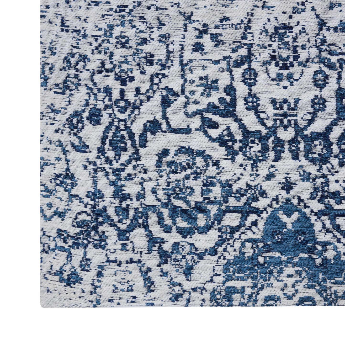 Nourison Damask 2'3" x 3'9" Ivory/Navy Vintage Indoor Rug