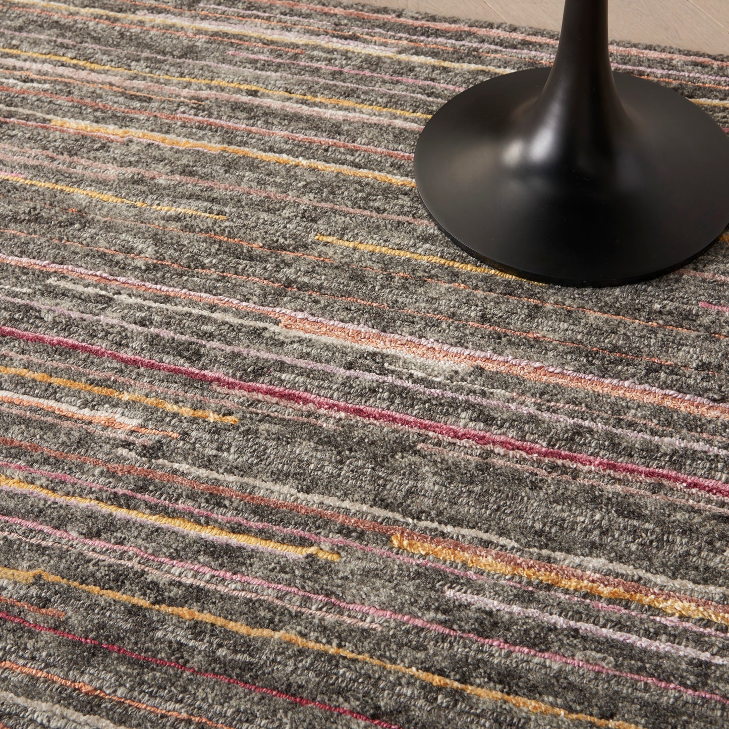 Nourison Plateau 5'6" x 7'5" Grey Flame Modern Indoor Rug