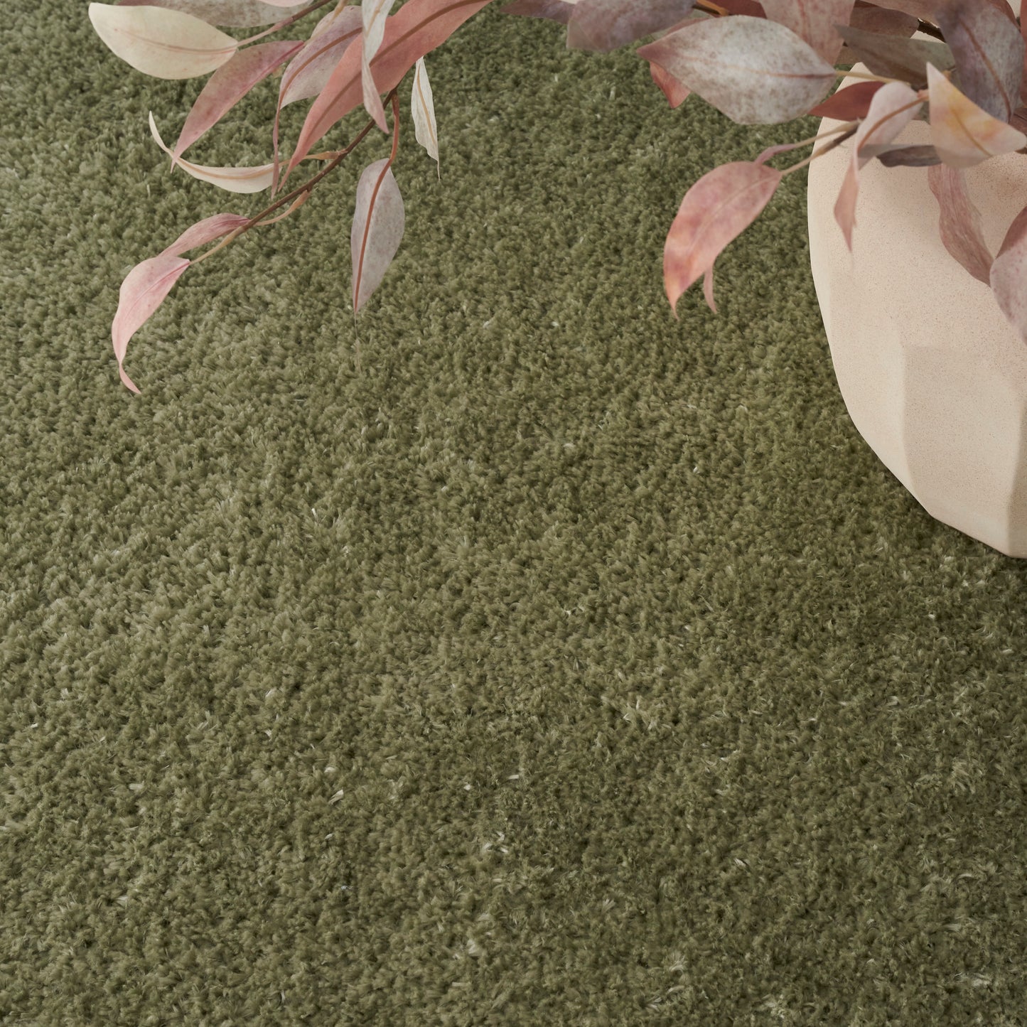 Nourison Pacific Shag 5'3" x 7'3" Green Shag Indoor Rug