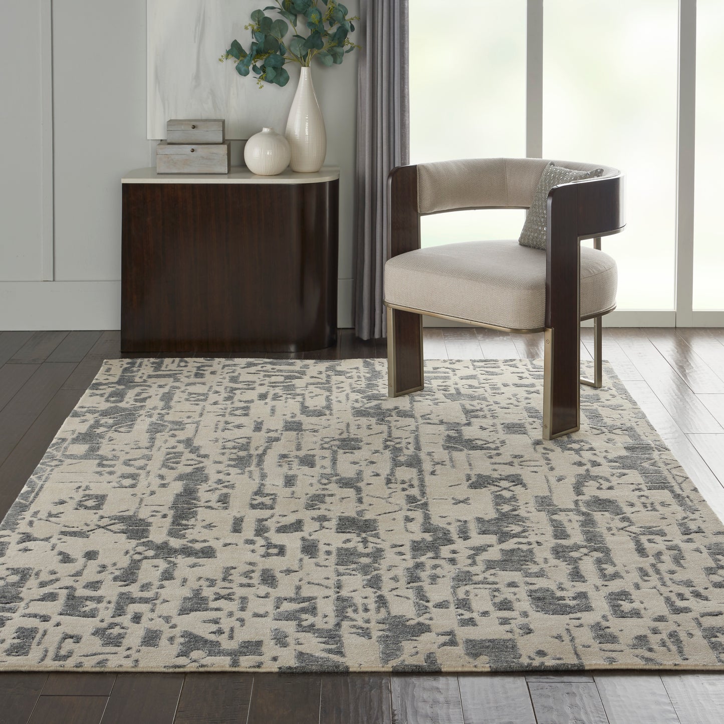 Nourison Silk Shadows 5'6" x 7'5" Ivory Grey Modern Indoor Rug