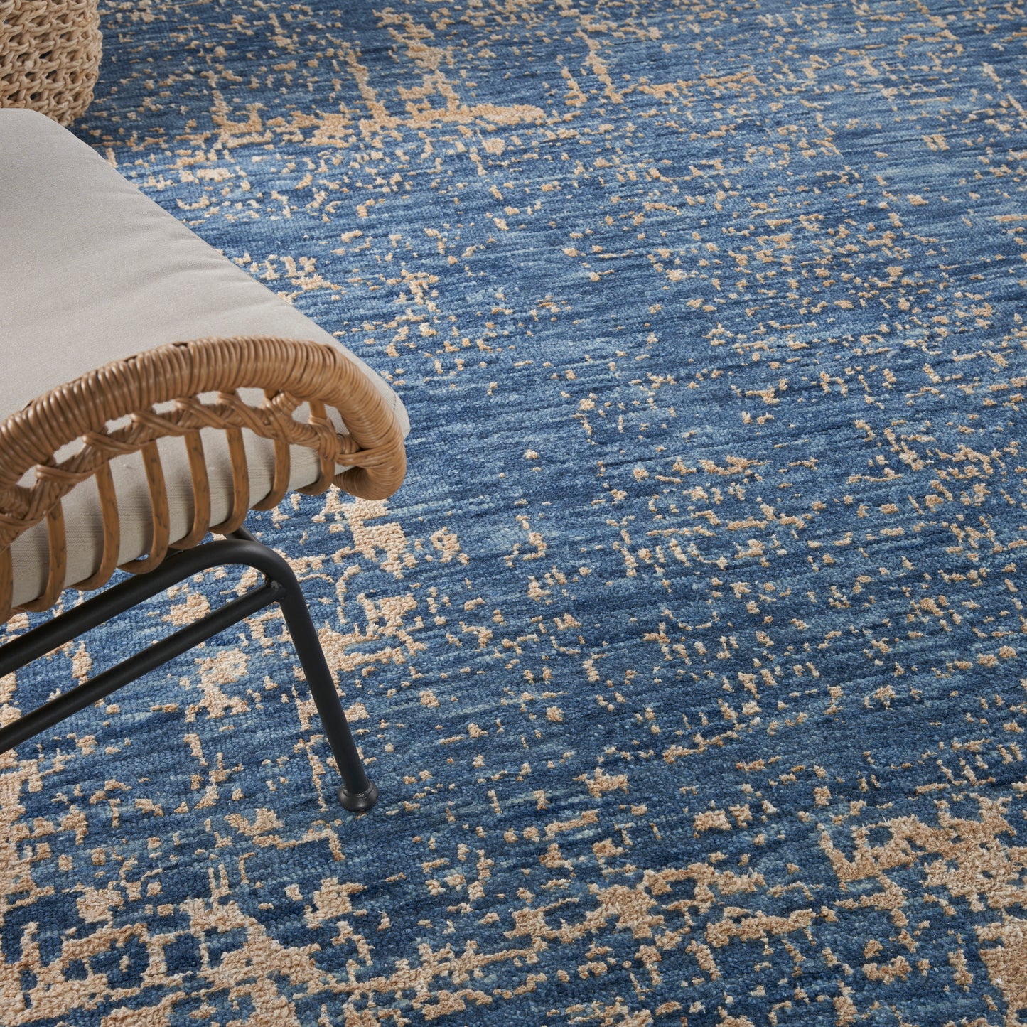 Nourison Luna 9'9" x 13'9" Dark Blue Mocha Modern Indoor Rug