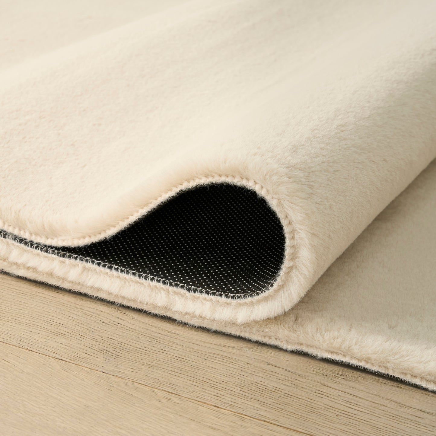 Nourison Soft Plush Rabbit Fur 5' x 7' Beige Contemporary Indoor Rug